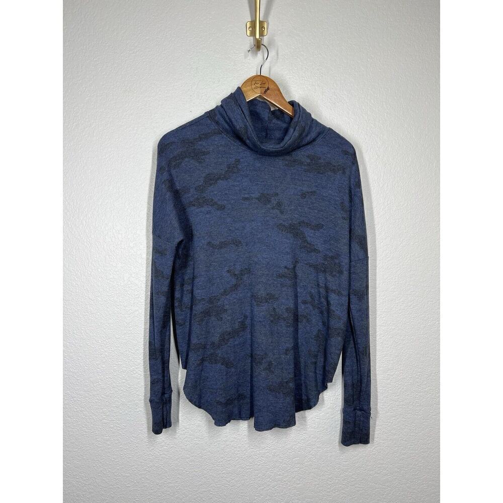 Michael Stars Blue Camo Thermal Top Small Long Sleeves Cowl Neck Evereve